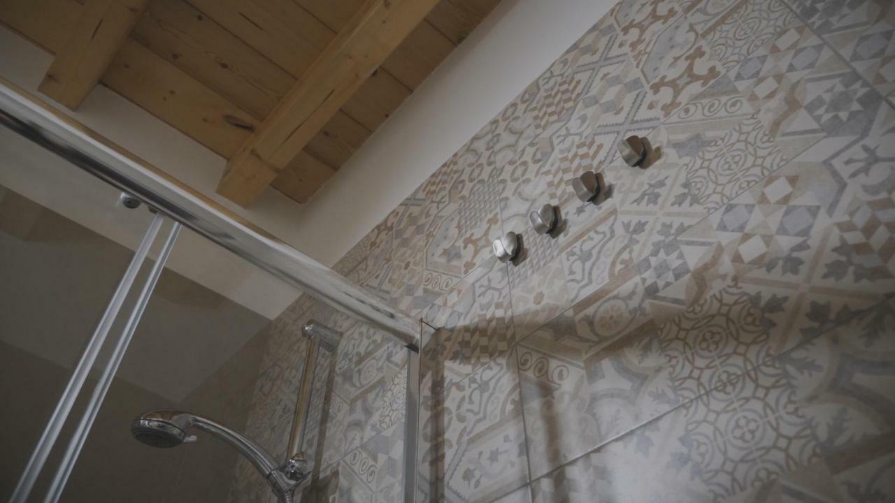B&B Radici Трані Екстер'єр фото